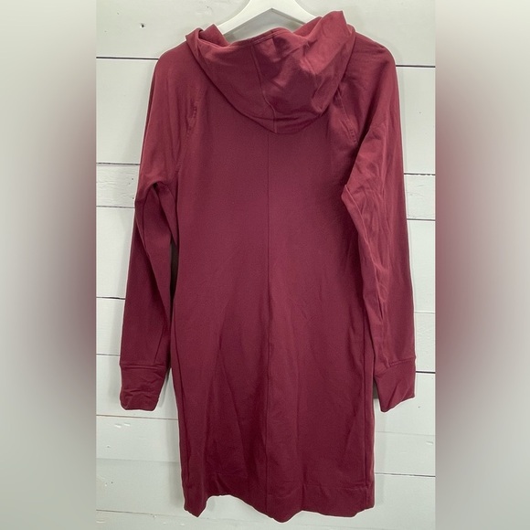 Duluth Trading Co Hot NoGA Stretch Long Sleeve Hooded Dress in Burgundy Size S - Picture 2 of 4